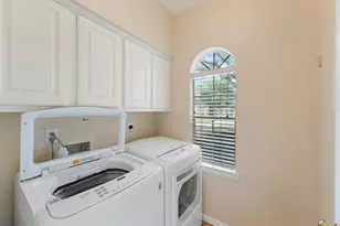 22910 Fairleaf Cir, Katy, TX 77494 - Photo 7