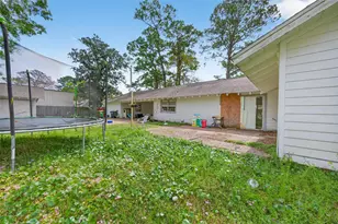 614 Pine Cir, Seabrook, TX 77586 - Photo 33