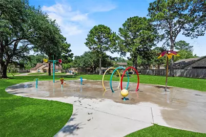 8106 Tall Firs Lane, Houston, TX 77095 - Photo 39