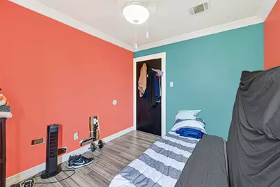 5638 Fairview Forest Drive, Houston, TX 77088 - Photo 29