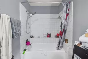 5638 Fairview Forest Dr, Houston, TX 77088 - Photo 35