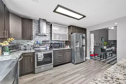 5638 Fairview Forest Drive, Houston, TX 77088 - Photo 17