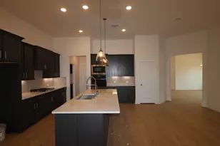 21007 Red Arbutus Ct, Tomball, TX 77447 - Photo 3