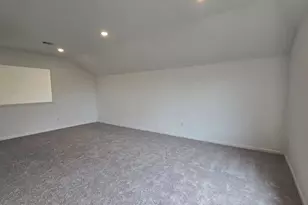 1001 S Oakhurst Dr, Dayton, TX 77535 - Photo 19