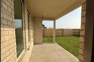 1001 S Oakhurst Dr, Dayton, TX 77535 - Photo 33