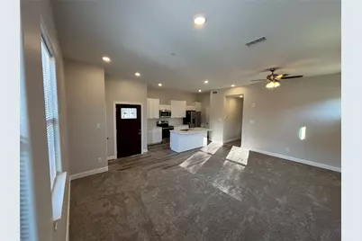 504 Nursery Road #1109, The Woodlands, TX 77380 - Photo 3