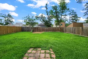 11906 Cottonwood Ln, Cypress, TX 77429 - Photo 17