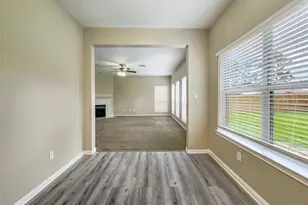 11906 Cottonwood Ln, Cypress, TX 77429 - Photo 5