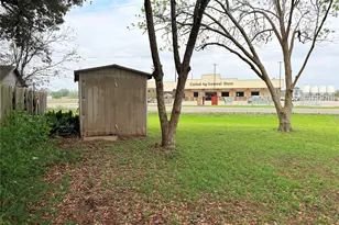 809 August St, El Campo, TX 77437 - Photo 33