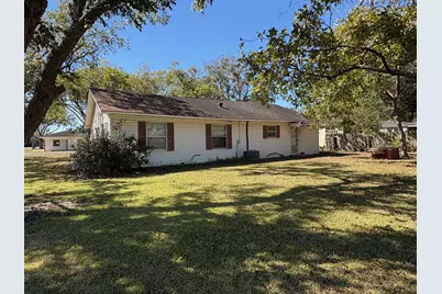 809 August Street, El Campo, TX 77437 - Photo 25