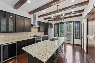 2601 Bevis St, Houston, TX 77008 - Photo 21