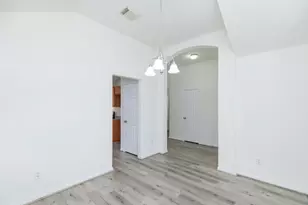 16307 Goanna Ct, Sugar Land, TX 77498 - Photo 11