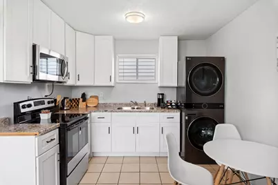 4018 Sealy Street, Galveston, TX 77550 - Photo 15