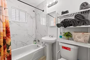 4018 Sealy St, Galveston, TX 77550 - Photo 13