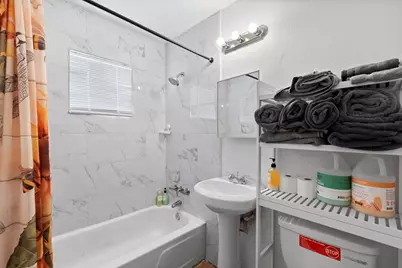 4018 Sealy Street, Galveston, TX 77550 - Photo 27