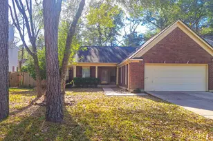 175 Sylvan Forest Dr, The Woodlands, TX 77381 - Photo 1