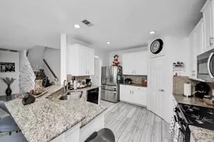 12119 Redbud Brook Trail, Houston, TX 77089 - Photo 21