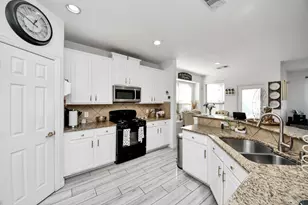 12119 Redbud Brook Trail, Houston, TX 77089 - Photo 19