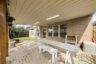 13907 Normandy Ct, Sugar Land, TX 77498 - Photo 27