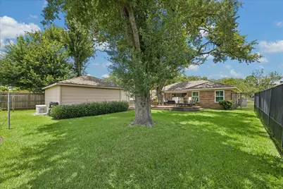 6403 Waltway Drive, Houston, TX 77008 - Photo 19