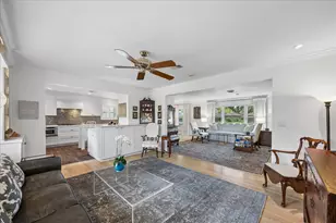 6403 Waltway Dr, Houston, TX 77008 - Photo 9