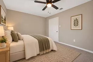 13110 Naples Ln, Stafford, TX 77477 - Photo 23
