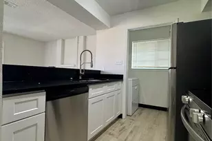 1319 Brenda Ln, Humble, TX 77338 - Photo 5