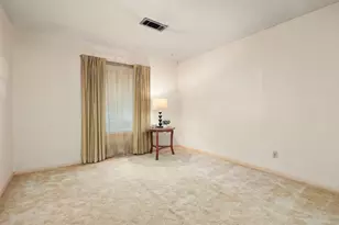 1807 Marlock Ln, Pasadena, TX 77502 - Photo 9