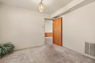 1807 Marlock Ln, Pasadena, TX 77502 - Photo 11