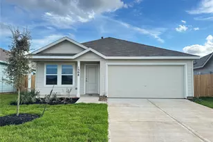 1308 Wharton Lks Blvd, Wharton, TX 77488 - Photo 1