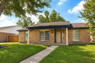 12035 Barrett Brae Dr, Houston, TX 77072 - Photo 1