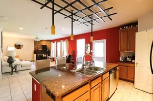 135 S Spinning Wheel Cir, The Woodlands, TX 77382 - Photo 11