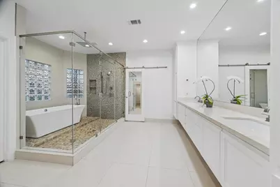 5671 Grand Floral Boulevard, Houston, TX 77041 - Photo 23