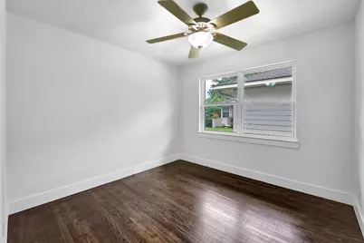 4713 Kinglet Street, Houston, TX 77035 - Photo 17