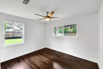 4713 Kinglet Street, Houston, TX 77035 - Photo 23