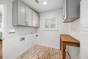 10403 Londonderry Dr, Houston, TX 77043 - Photo 19