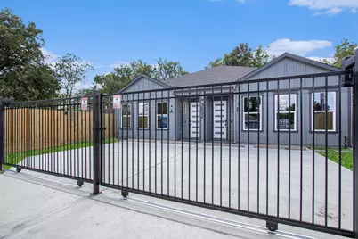 3652 Seabrook Street #A/B, Houston, TX 77021 - Photo 3