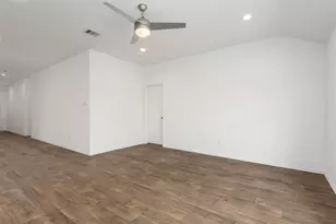 20352 Tembec Dr, New Caney, TX 77357 - Photo 11