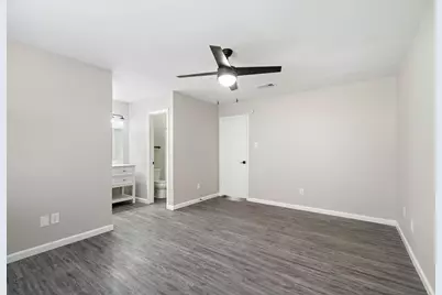 12602 Hickory Bend Drive, Houston, TX 77070 - Photo 11