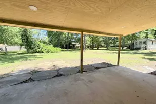 405 N Grace St, Crockett, TX 75835 - Photo 35