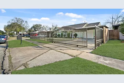 642 Arvana Street, Houston, TX 77034 - Photo 3