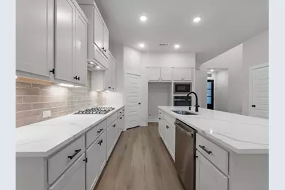 5185 Enchanted Pine Court, Spring, TX 77386 - Photo 3