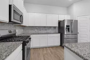 4424 Ibiza Ln, Houston, TX 77045 - Photo 5