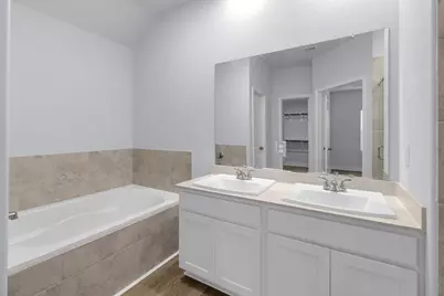 4424 Ibiza Lane, Houston, TX 77045 - Photo 11