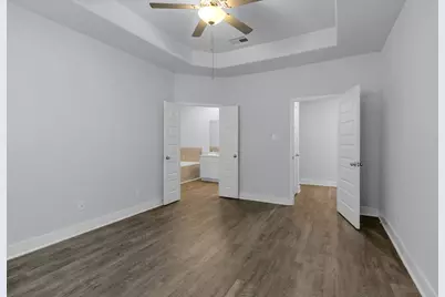 4424 Ibiza Lane, Houston, TX 77045 - Photo 9