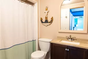 1319 Maui Dr, Tiki Island, TX 77554 - Photo 7
