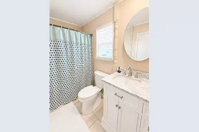 1319 Maui Drive, Tiki Island, TX 77554 - Photo 5