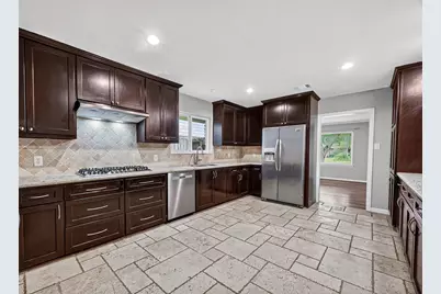 4501 Waycross Drive, Houston, TX 77035 - Photo 13
