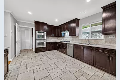 4501 Waycross Drive, Houston, TX 77035 - Photo 13