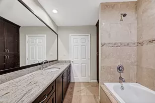 4501 Waycross Dr, Houston, TX 77035 - Photo 29